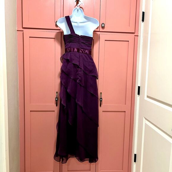 ✨ Adrianna Papell One-Shoulder Evening Gown – Size 4 ✨ - Picture 10 of 13